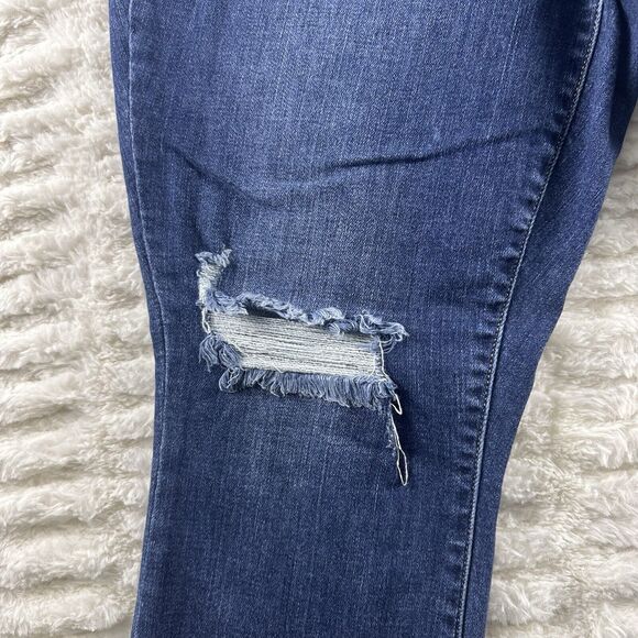 Judy Blue -‎ Womens Jeans - 18W - Blue Denim Skinny Fit - Distressed Skinny Fit - Picture 11 of 16